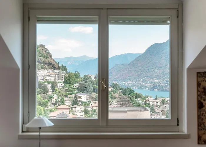 I D'a Charming Penthouse - View- Como- House-130 Mt-2 Double Bedrooms And 2 Double Bathrooms A Spacious Living Room-full Equipped Kitchen-private Garden And Terrace-private Covered Parking Daire *