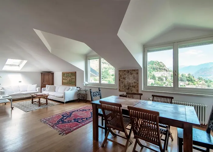 I D'a Charming Penthouse - View- Como- House-130 Mt-2 Double Bedrooms And 2 Double Bathrooms A Spacious Living Room-full Equipped Kitchen-private Garden And Terrace-private Covered Parking * קומו